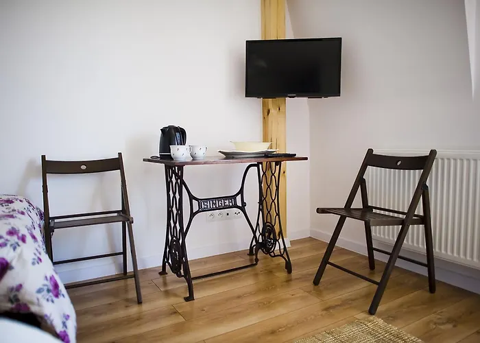 Miodowy Zakatek Caloroczne I Przy Suntago, Deepspot, Pyszne Sniadania, Grill * Mszczonów